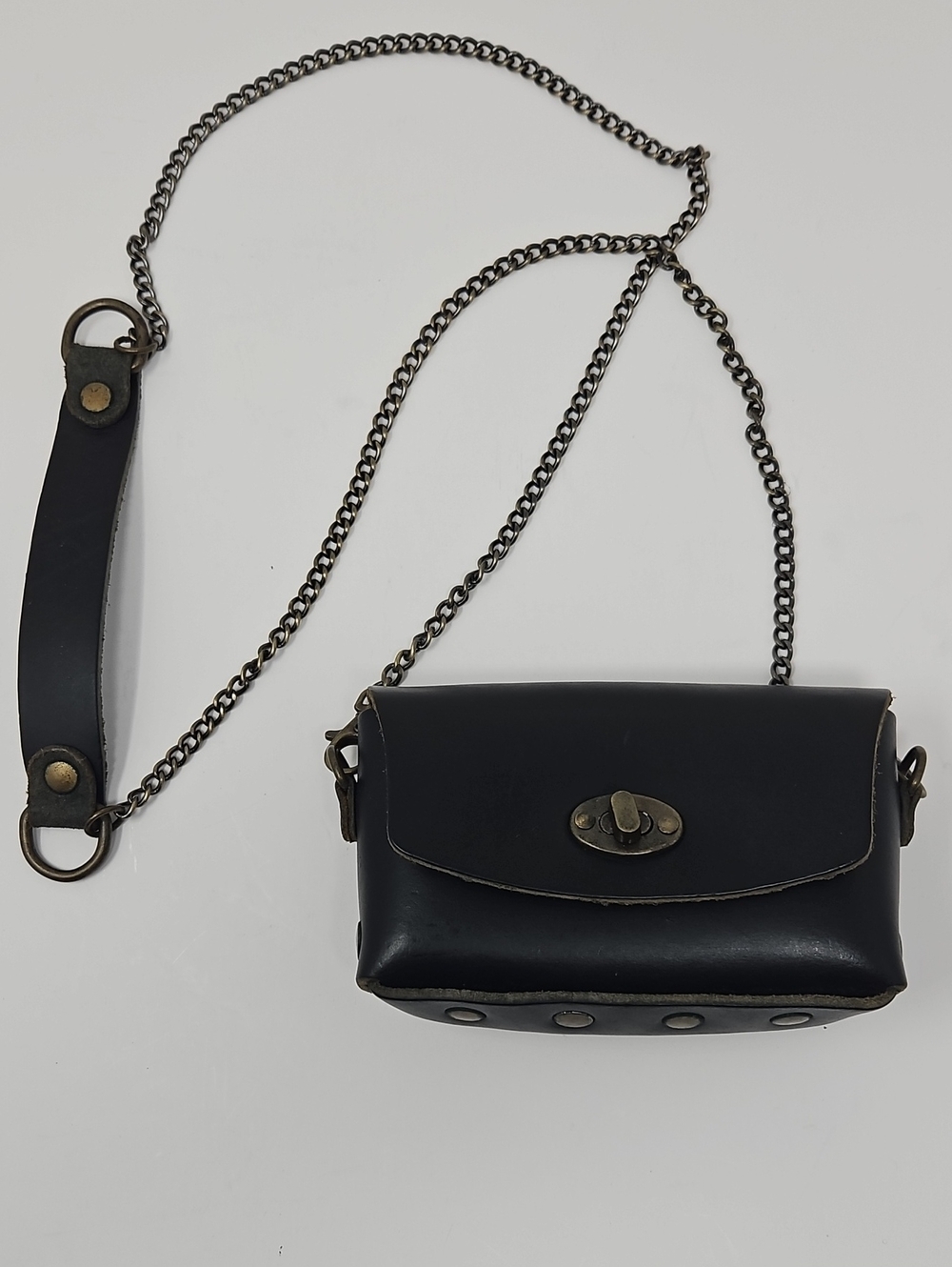 Love 41 Small Black Leather Crossbody Bag Leather Chain Strap Made In Mexico